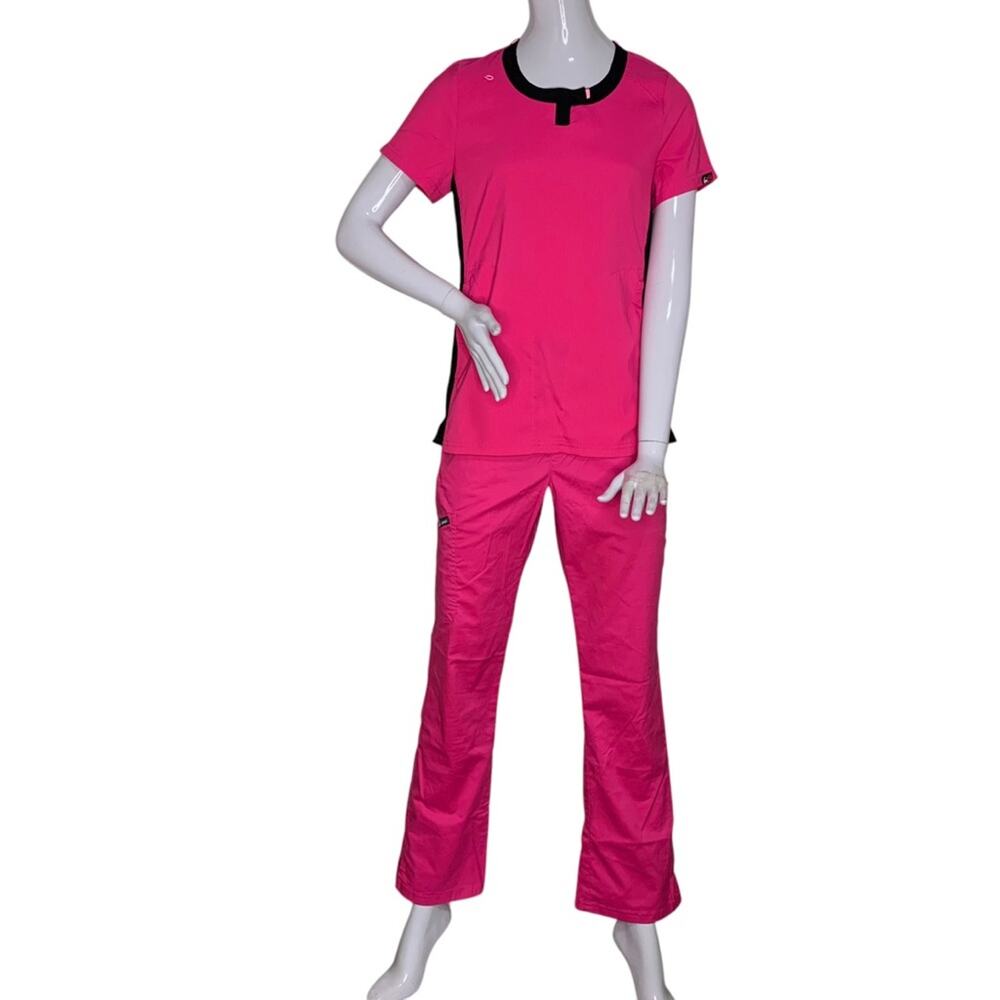 Koi Scrub Set Short Sleeve Magenta and Black Size XS